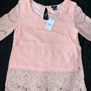 Brand new long sleeve pink blouse 🌼